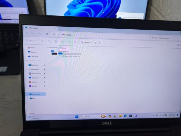 Dell Latitude 7390 Touch - Image 5