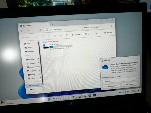 Dell latitud 7490 i7-8 - Image 7