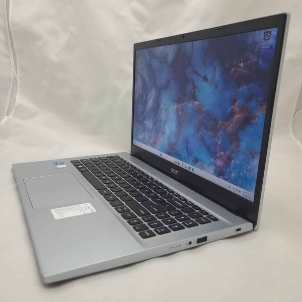 Acer aspire 3 i5-12 - Image 3