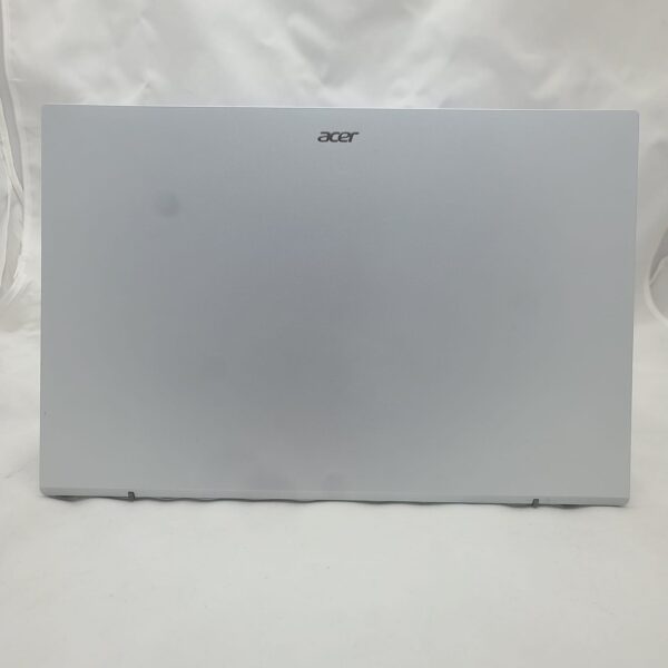 Acer aspire 3 i5-12 - Image 7