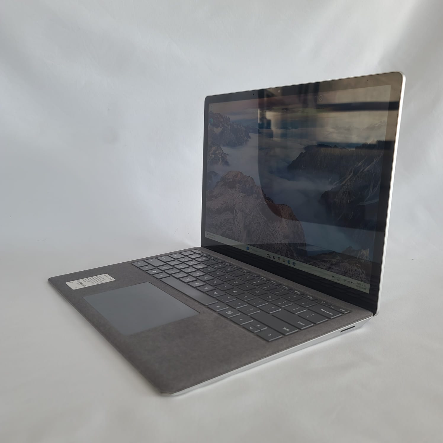SURFACE LAPTOP 3 i5-10 - Image 6